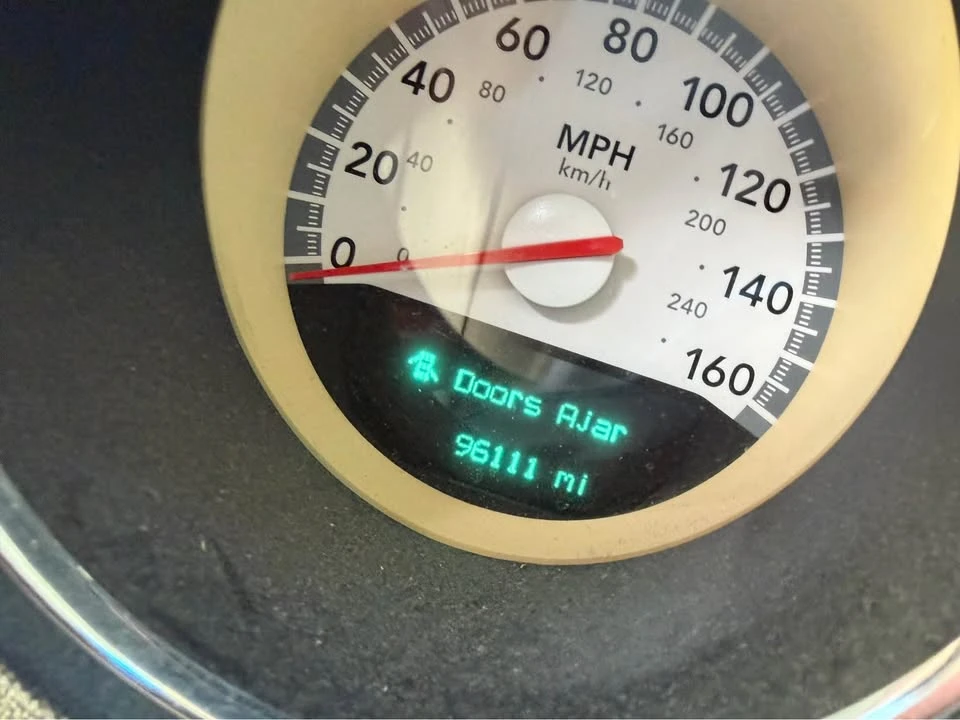 2010 Dodge Charger 6th Gen - Image 11 of 13