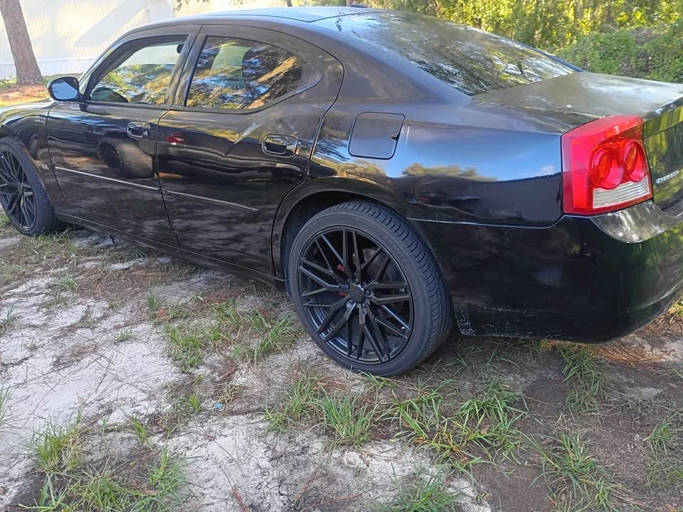 2010 Dodge Charger 6th Gen - Image 5 of 6
