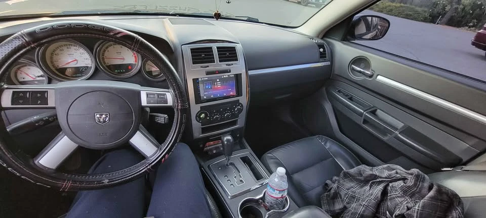 2010 Dodge Charger 6th Gen - Image 4 of 9