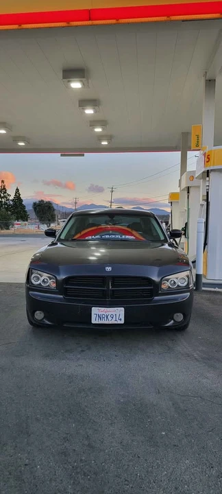 2010 Dodge Charger 6th Gen - Image 5 of 9