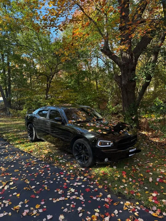 2010 Dodge Charger 6th Gen - Image 7 of 9
