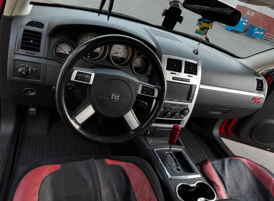 2010 Dodge Charger 6th Gen - Image 10 of 12