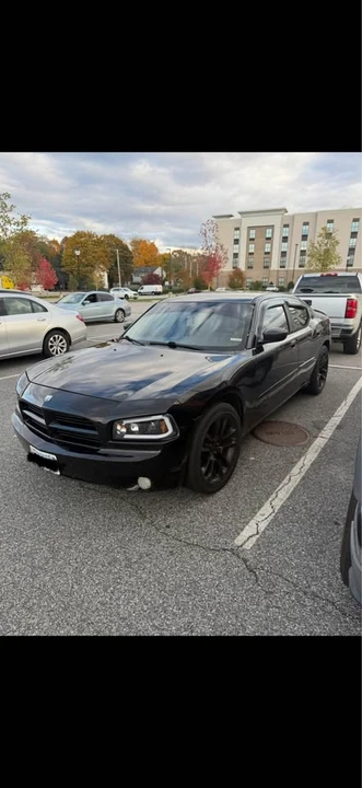 2010 Dodge Charger 6th Gen - Image 5 of 9