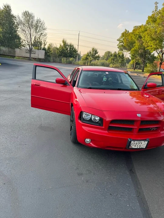 2010 Dodge Charger 6th Gen - Image 3 of 12