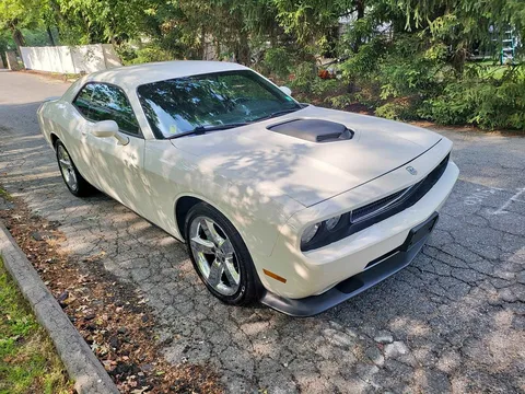 2010 Dodge Charger R/T Sedan 4D