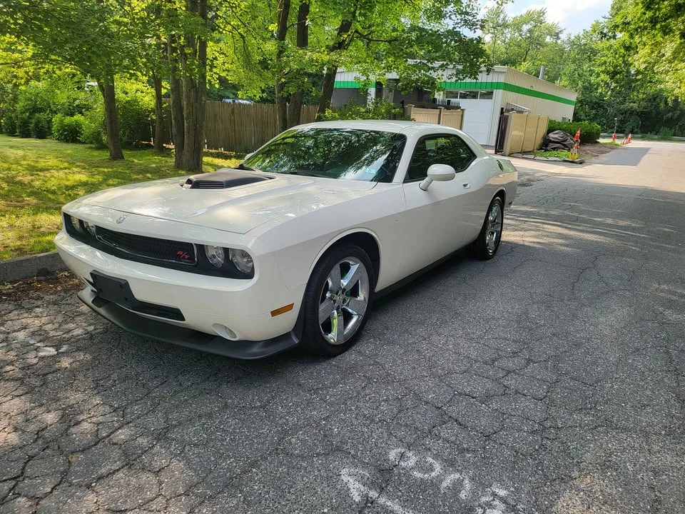 2010 Dodge Charger 6th Gen - Image 5 of 12