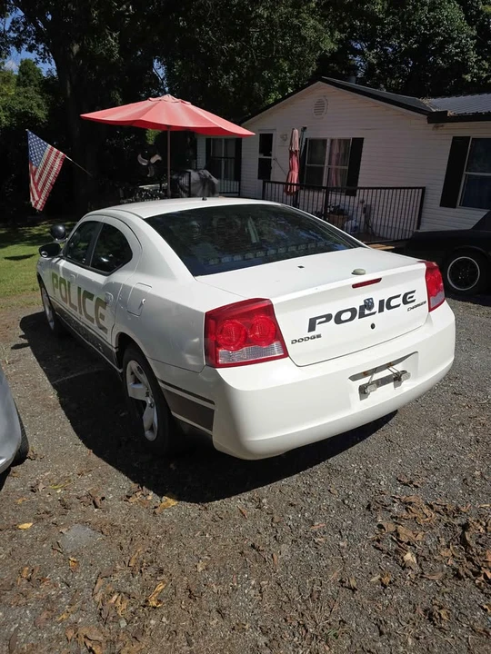 2010 Dodge Charger 6th Gen - Image 3 of 9