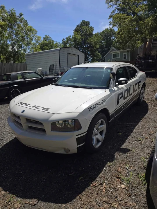2010 Dodge Charger 6th Gen - Image 2 of 9