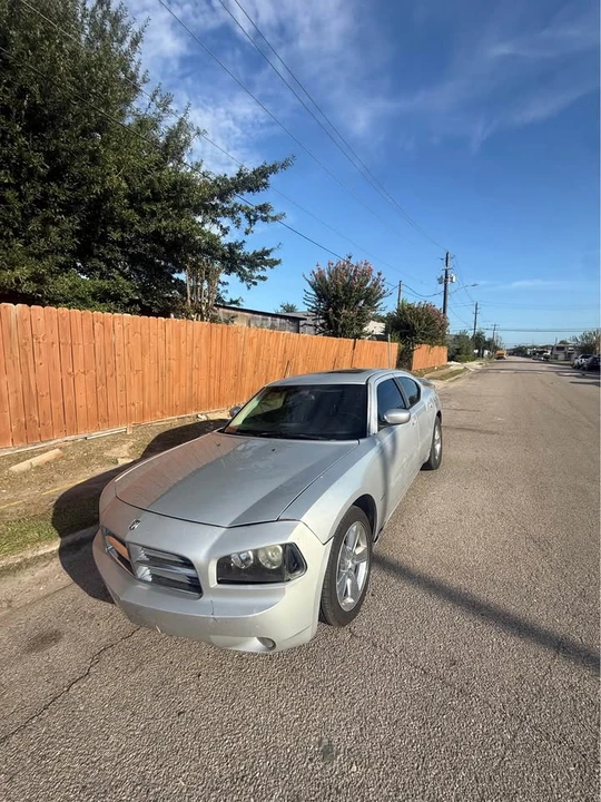 2010 Dodge Charger 6th Gen - Image 2 of 14