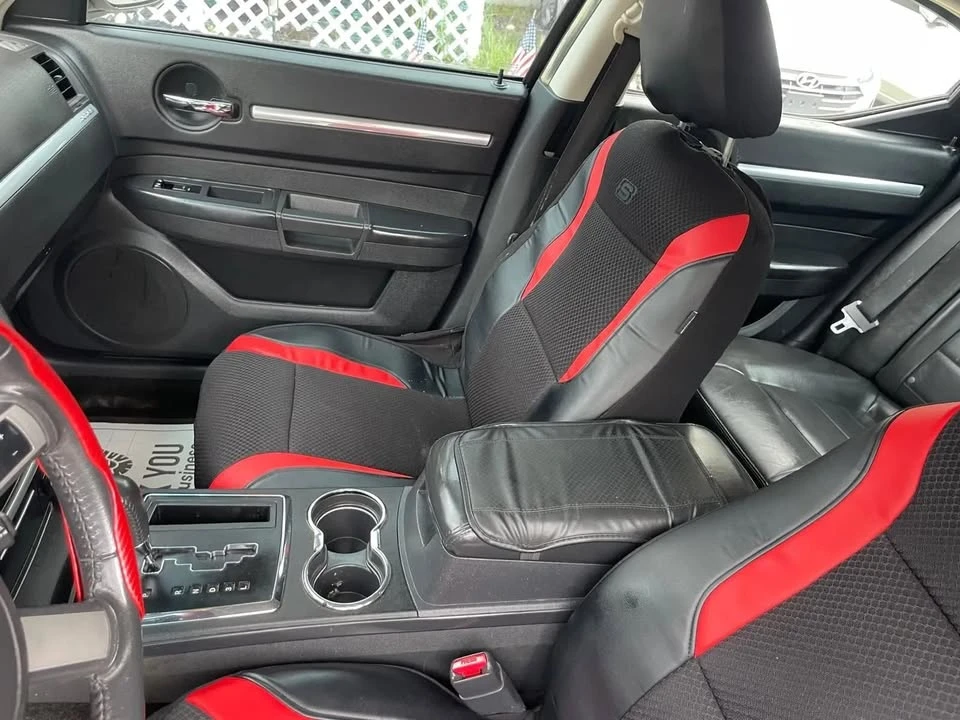 2010 Dodge Charger 6th Gen - Image 6 of 10