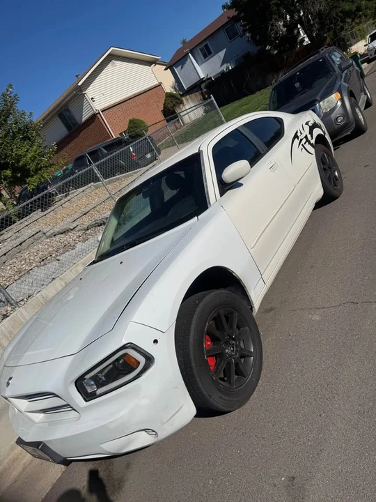 2010 Dodge Charger 6th Gen - Image 3 of 6