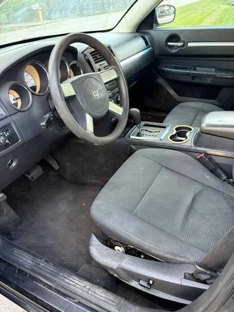 2010 Dodge Charger 6th Gen - Image 5 of 6