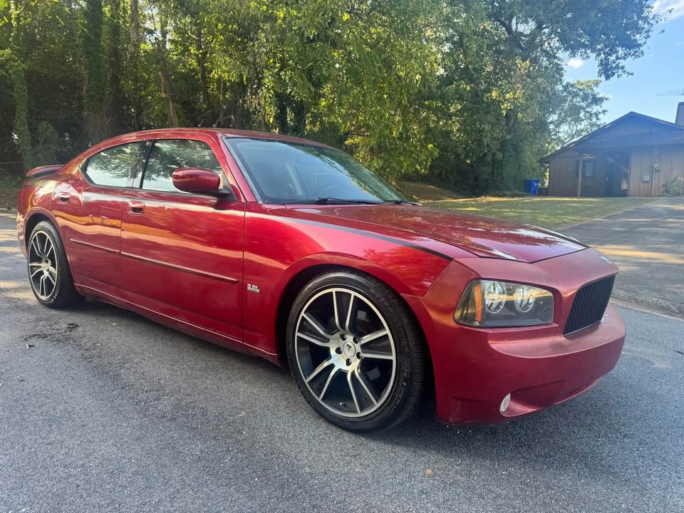 2010 Dodge Charger 6th Gen - Image 2 of 10