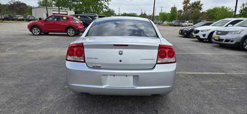 2010 Dodge Charger 6th Gen - Image 2 of 17