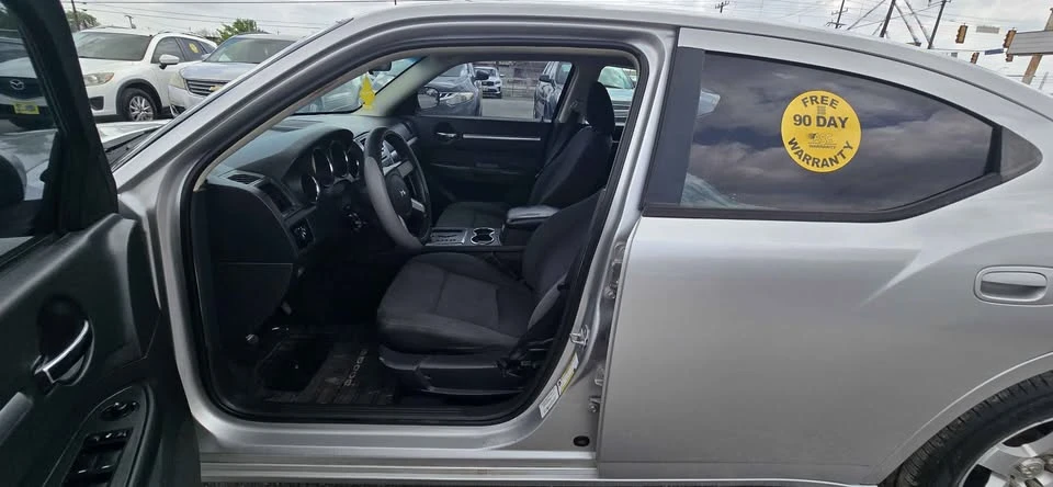 2010 Dodge Charger 6th Gen - Image 12 of 17