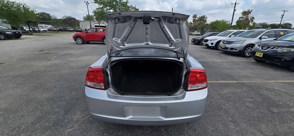 2010 Dodge Charger 6th Gen - Image 11 of 17