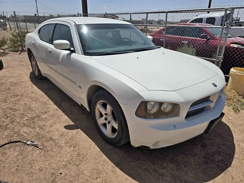 2010 Dodge Charger SE Sedan 4D