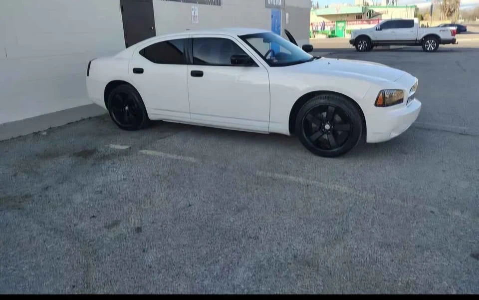 2010 Dodge Charger 6th Gen - Image 4 of 5