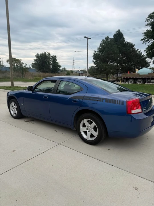 2010 Dodge Charger 6th Gen - Image 9 of 10