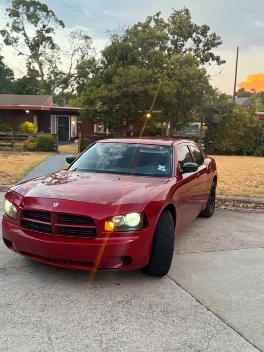 2010 Dodge Charger 6th Gen - Image 2 of 13
