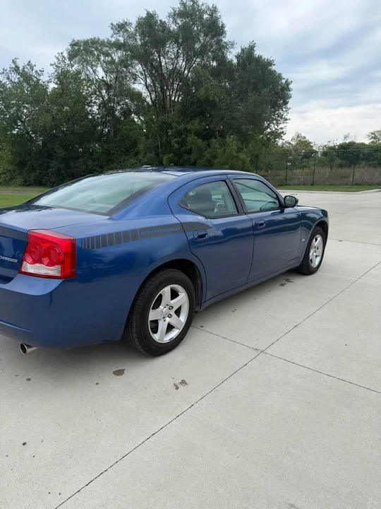 2010 Dodge Charger 6th Gen - Image 8 of 10