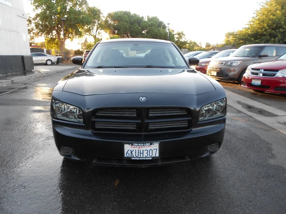 2010 Dodge Charger 6th Gen - Image 5 of 14