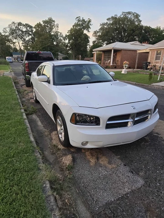 2010 Dodge Charger 6th Gen - Image 3 of 5