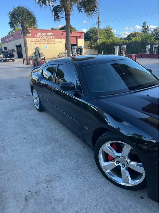2010 Dodge Charger SRT & 392 6th Gen - Image 8 of 15