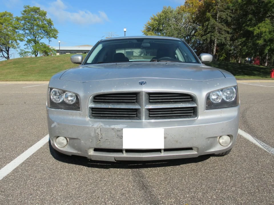 2010 Dodge Charger 6th Gen - Image 2 of 15