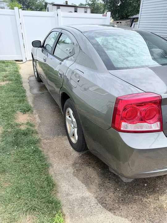 2010 Dodge Charger 6th Gen - Image 8 of 11
