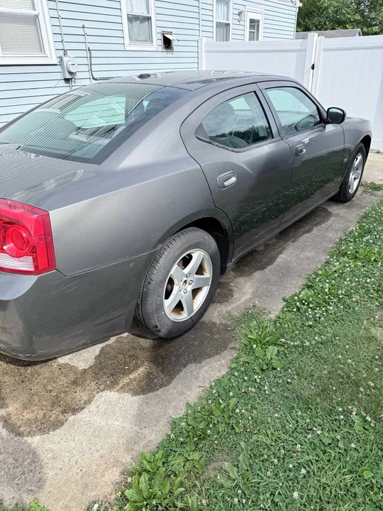 2010 Dodge Charger 6th Gen - Image 6 of 11