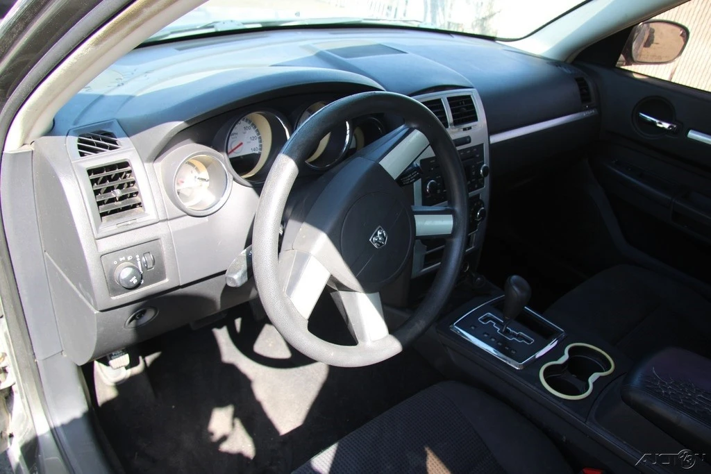 2010 Dodge Charger 6th Gen - Image 15 of 21