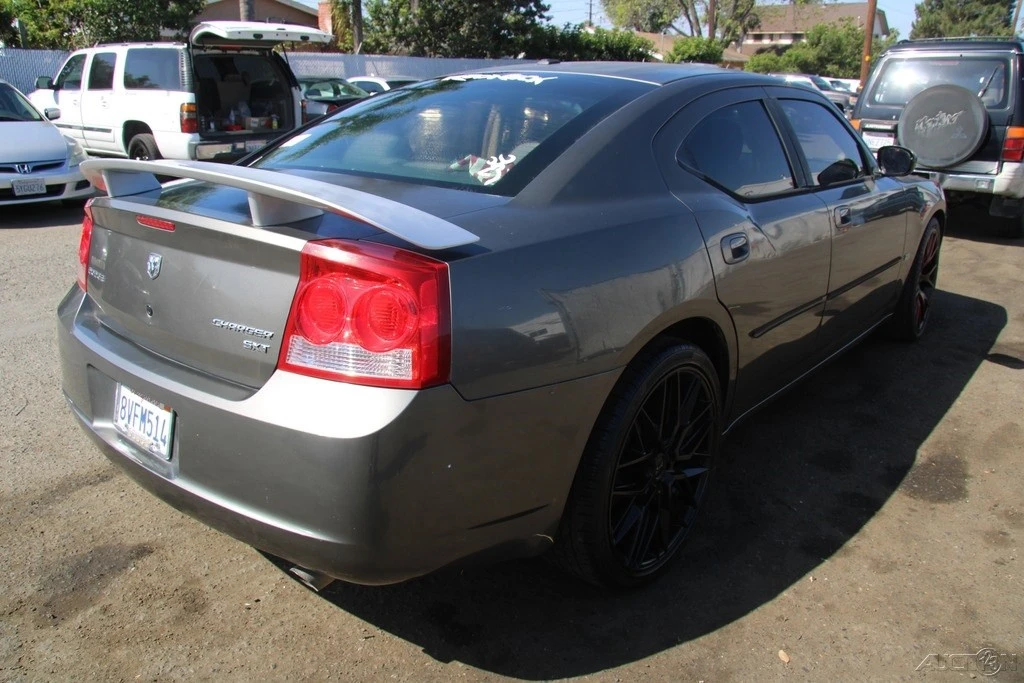 2010 Dodge Charger 6th Gen - Image 7 of 21