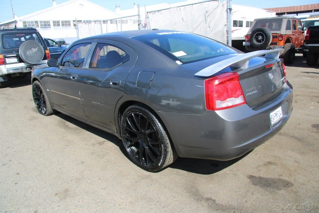 2010 Dodge Charger 6th Gen - Image 5 of 21