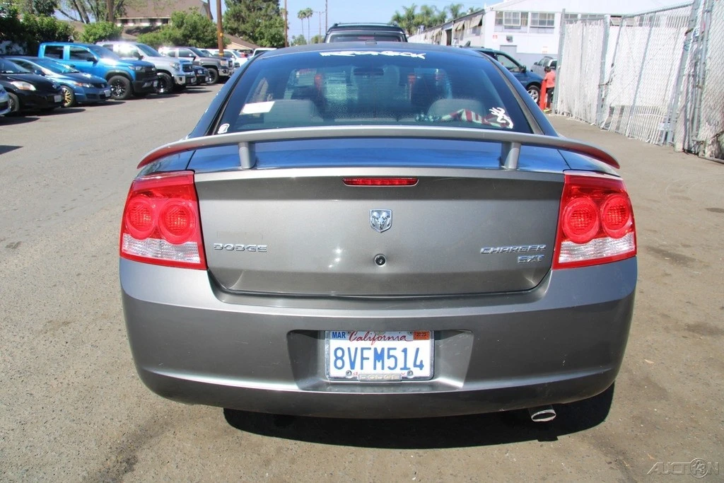 2010 Dodge Charger 6th Gen - Image 6 of 21