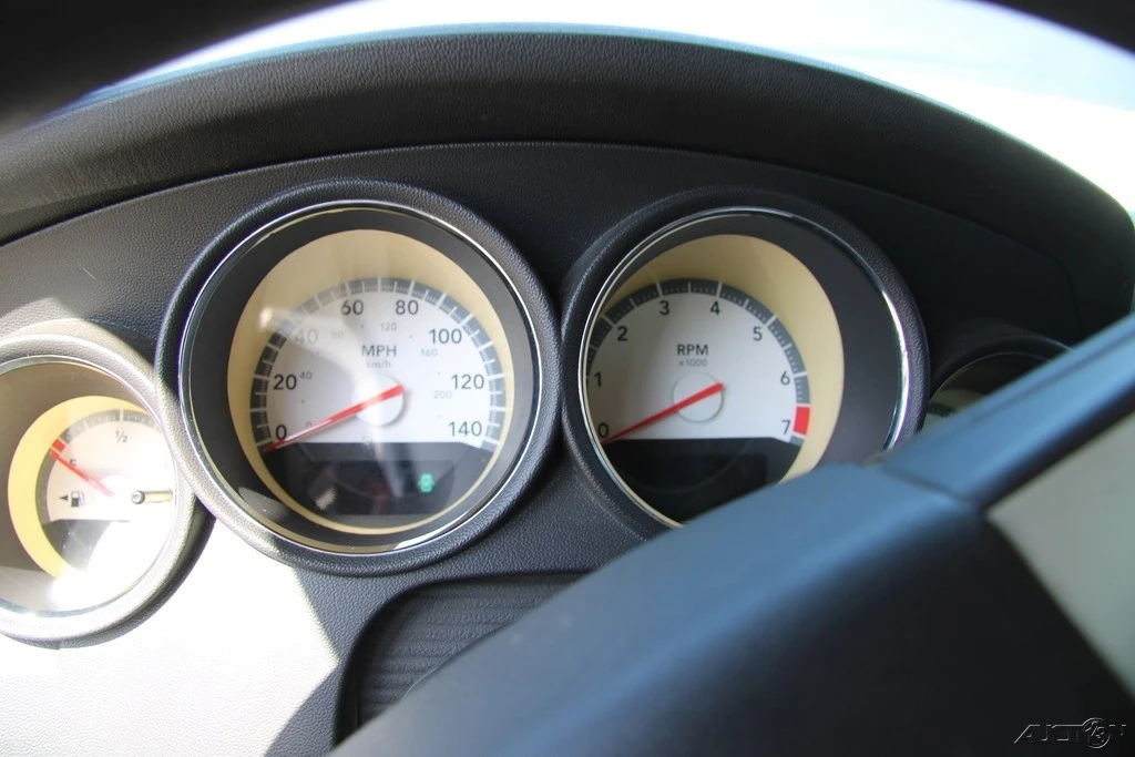 2010 Dodge Charger 6th Gen - Image 16 of 21