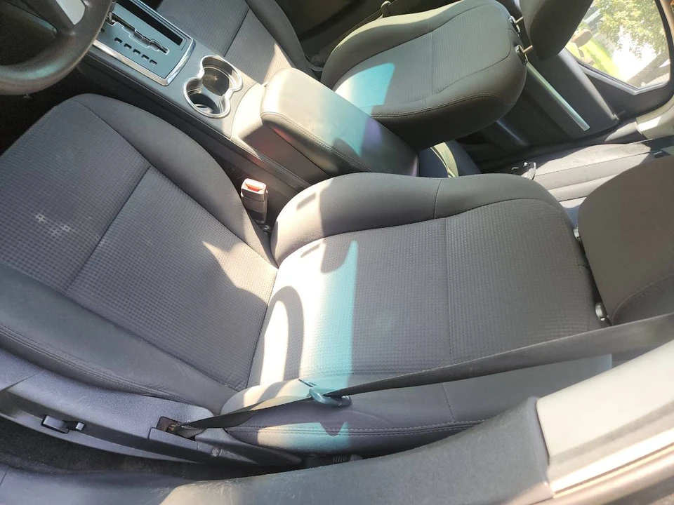 2010 Dodge Charger 6th Gen - Image 6 of 7