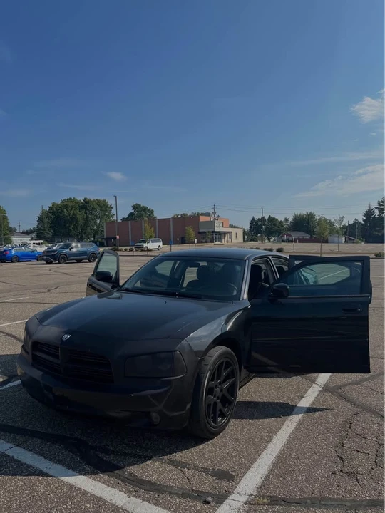 2010 Dodge Charger 6th Gen - Image 9 of 19