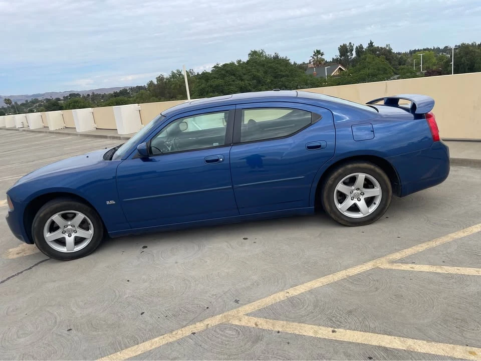 2010 Dodge Charger 6th Gen - Image 3 of 16