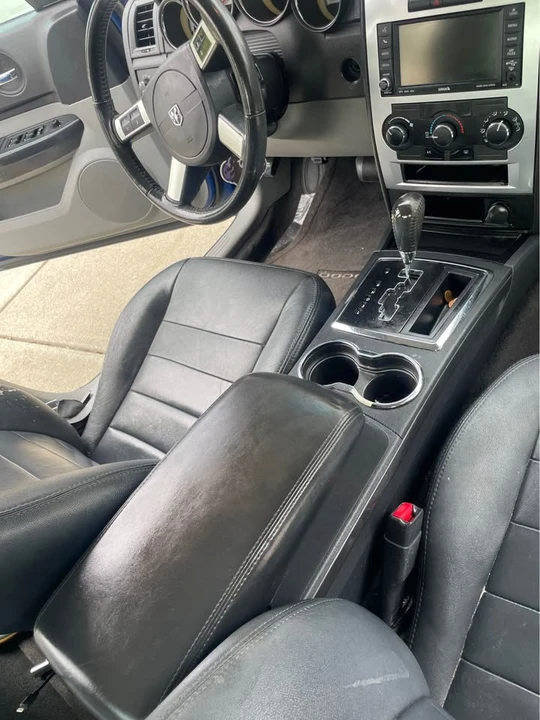 2010 Dodge Charger 6th Gen - Image 15 of 16