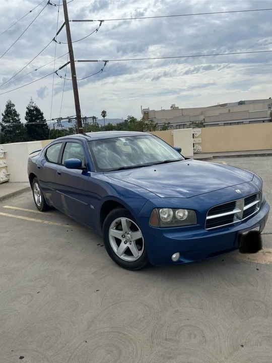 2010 Dodge Charger 6th Gen - Image 2 of 16
