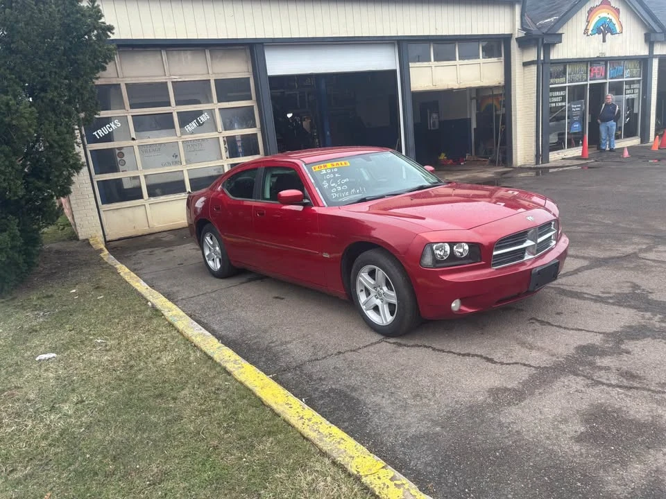 2010 Dodge Charger 6th Gen - Image 5 of 5