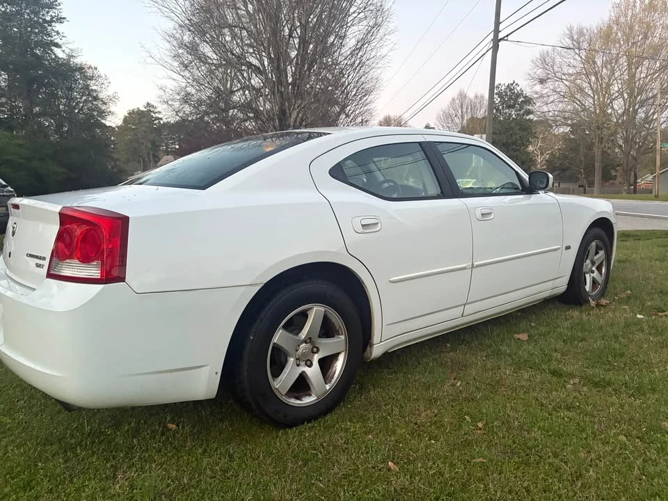 2010 Dodge Charger 6th Gen - Image 7 of 12