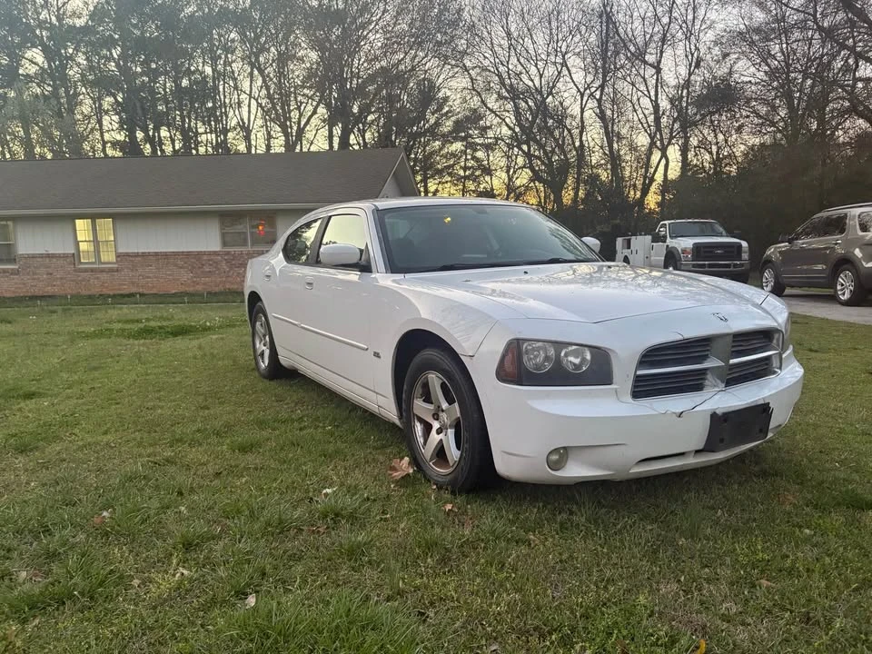 2010 Dodge Charger 6th Gen - Image 3 of 12