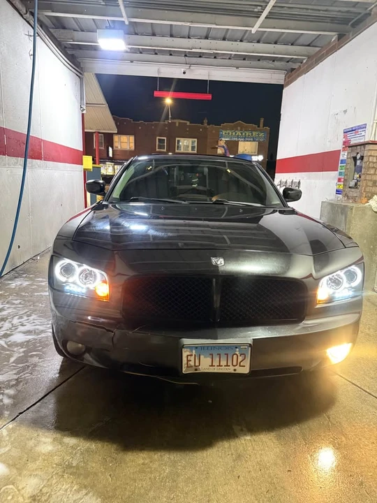 2010 Dodge Charger 6th Gen - Image 10 of 11