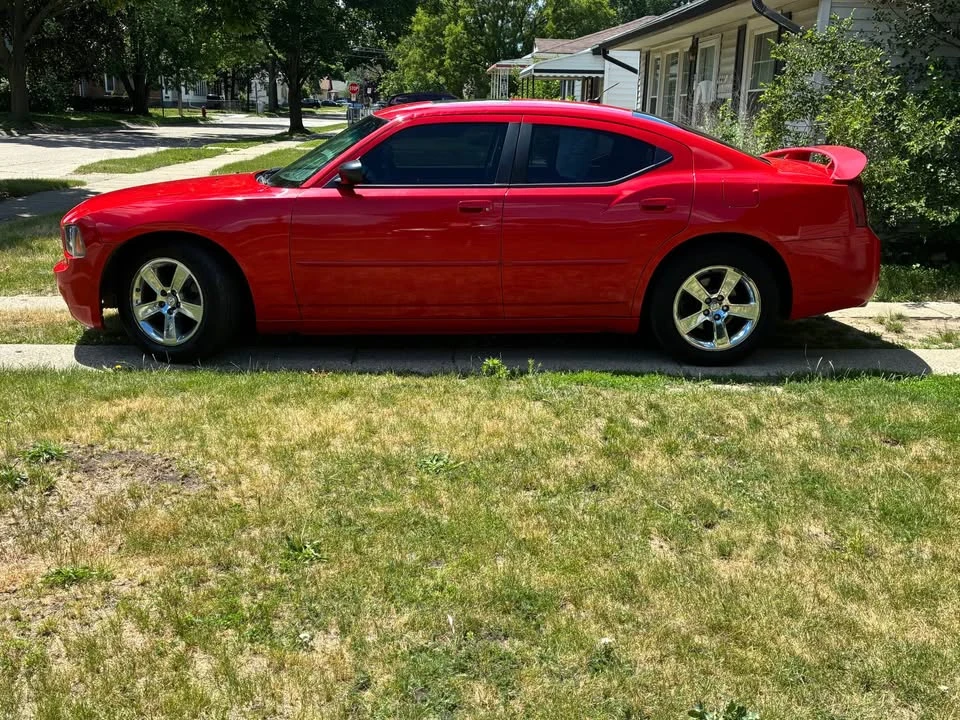 2010 Dodge Charger 6th Gen - Image 2 of 2