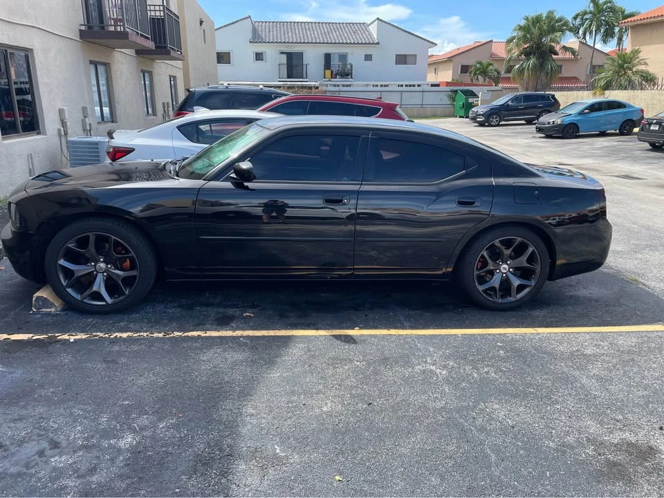 2010 Dodge Charger 6th Gen - Image 2 of 13