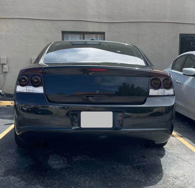 2010 Dodge Charger 6th Gen - Image 4 of 13