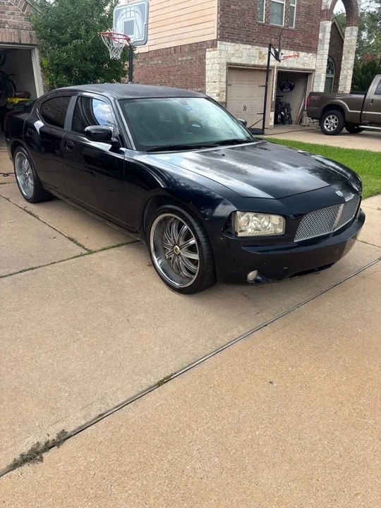 2010 Dodge Charger 6th Gen - Image 4 of 10