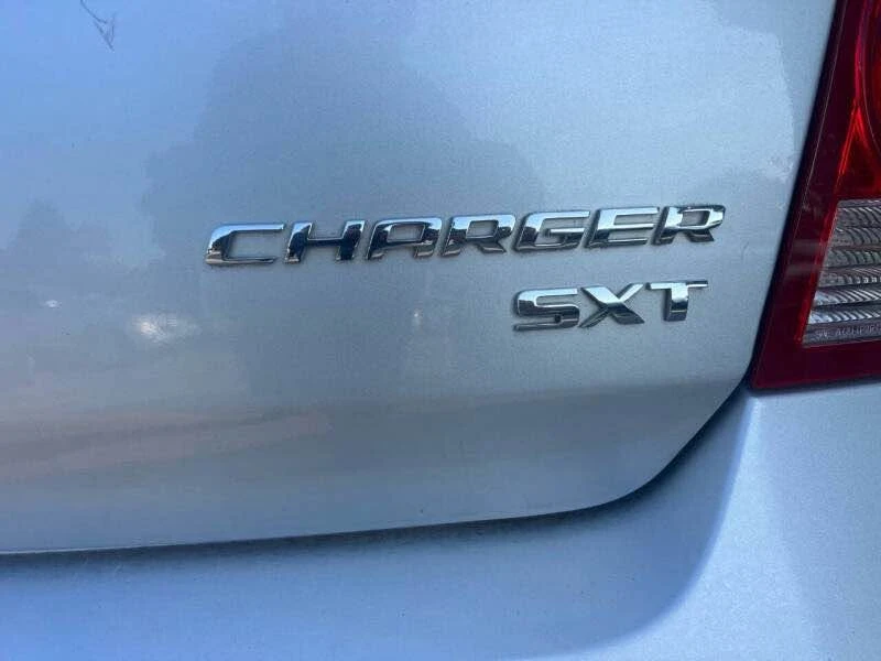 2010 Dodge Charger 6th Gen - Image 9 of 10